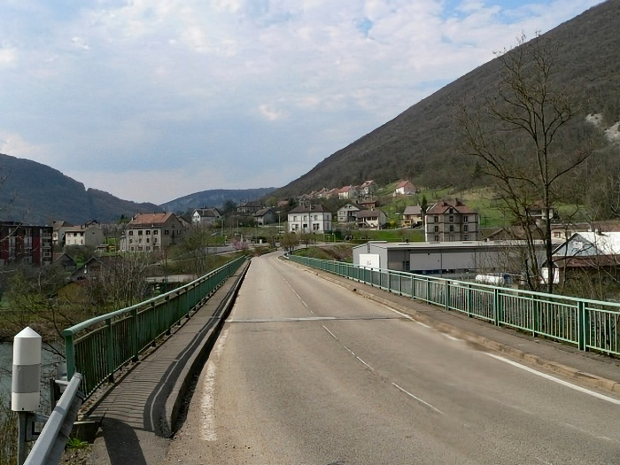 [Le pont actuel]